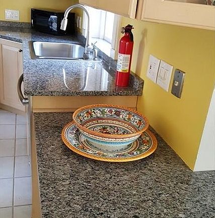 2nd image of 1406 W 81st St #1406