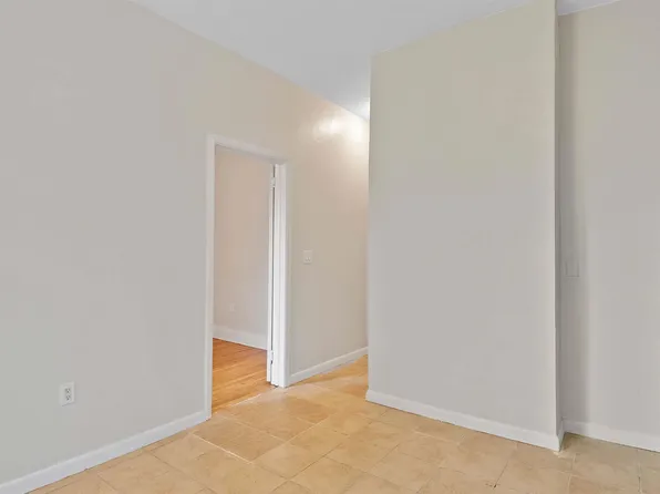 313 23rd Street image 14 of 17