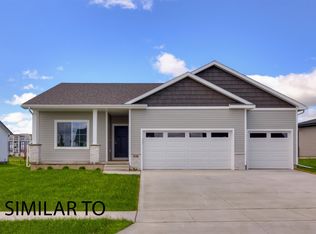 605 NW Atlas Ln, Waukee, IA 50263