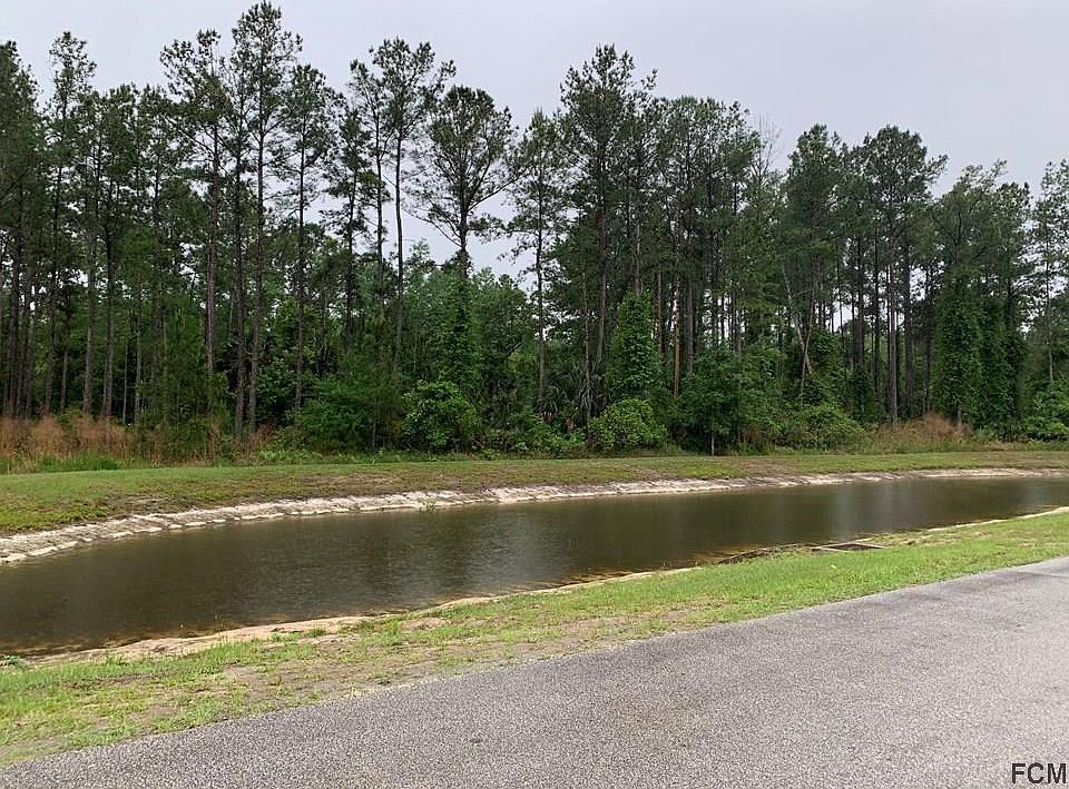 2nd image of 104 Creekside Dr