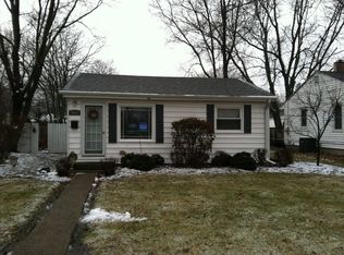 925 N 15th St, Dekalb, IL 60115