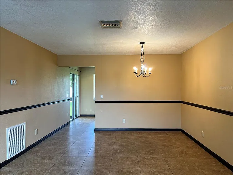 22481 Westchester Blvd #B27 — Photo 9