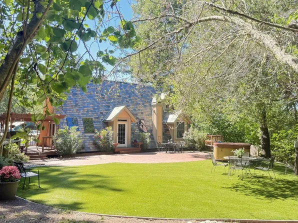 25405 Adams Rd, Los Gatos, CA 95033