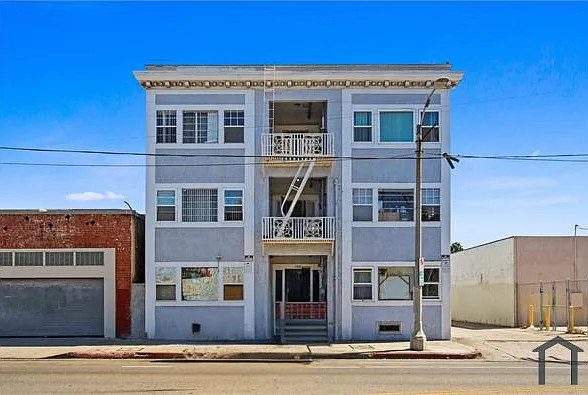 1318 S Pacific Ave — Photo 8