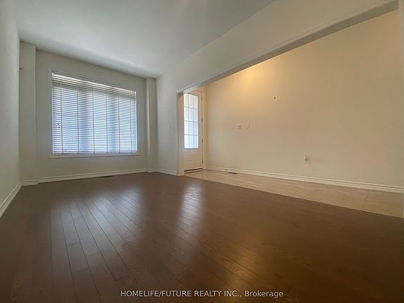 3rd image of 10 Enclave Trl