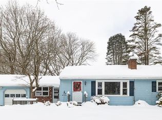 75 Horizon Dr, Rochester, NY 14625