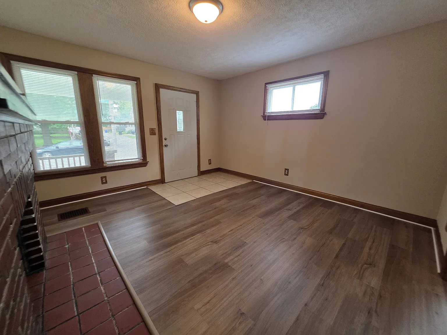 3 bed, 1134 sqft, $1,195 — Photo 4