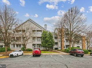 4417 Fair Stone Dr APT 204, Fairfax, VA 22033
