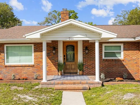 201 S GREENFIELD AVENUE, TEMPLE TERRACE, FL 33617