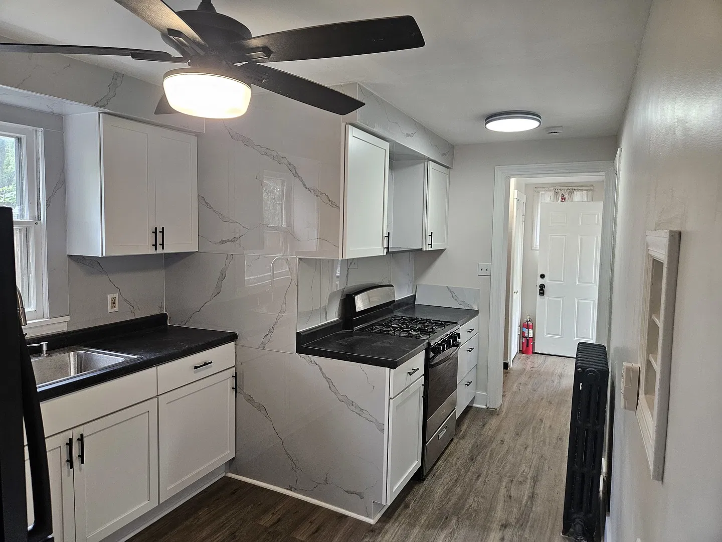 517 E Chicago St — Photo 3
