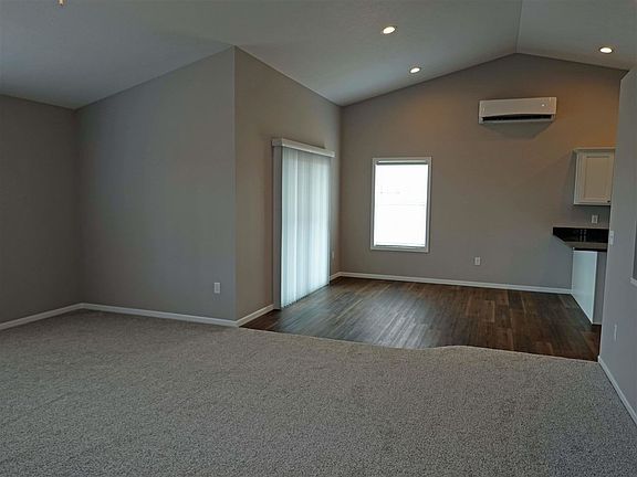 5th image of 8696 Gilmour Ln