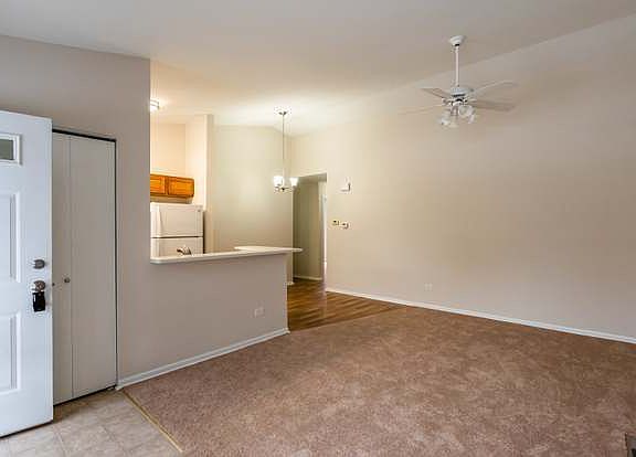 5th image of 502 Lauren Ln