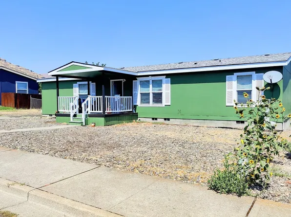 915 Home St, The Dalles, OR 97058