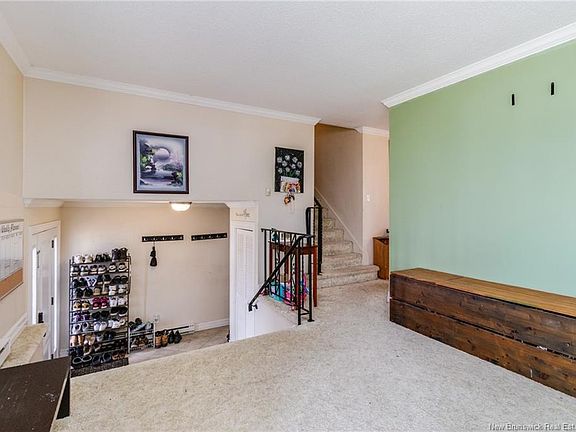 3rd image of 186 Willingdon St