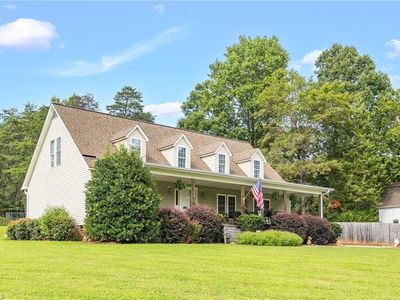 8104 Leabourne Rd, Colfax, NC, 27235