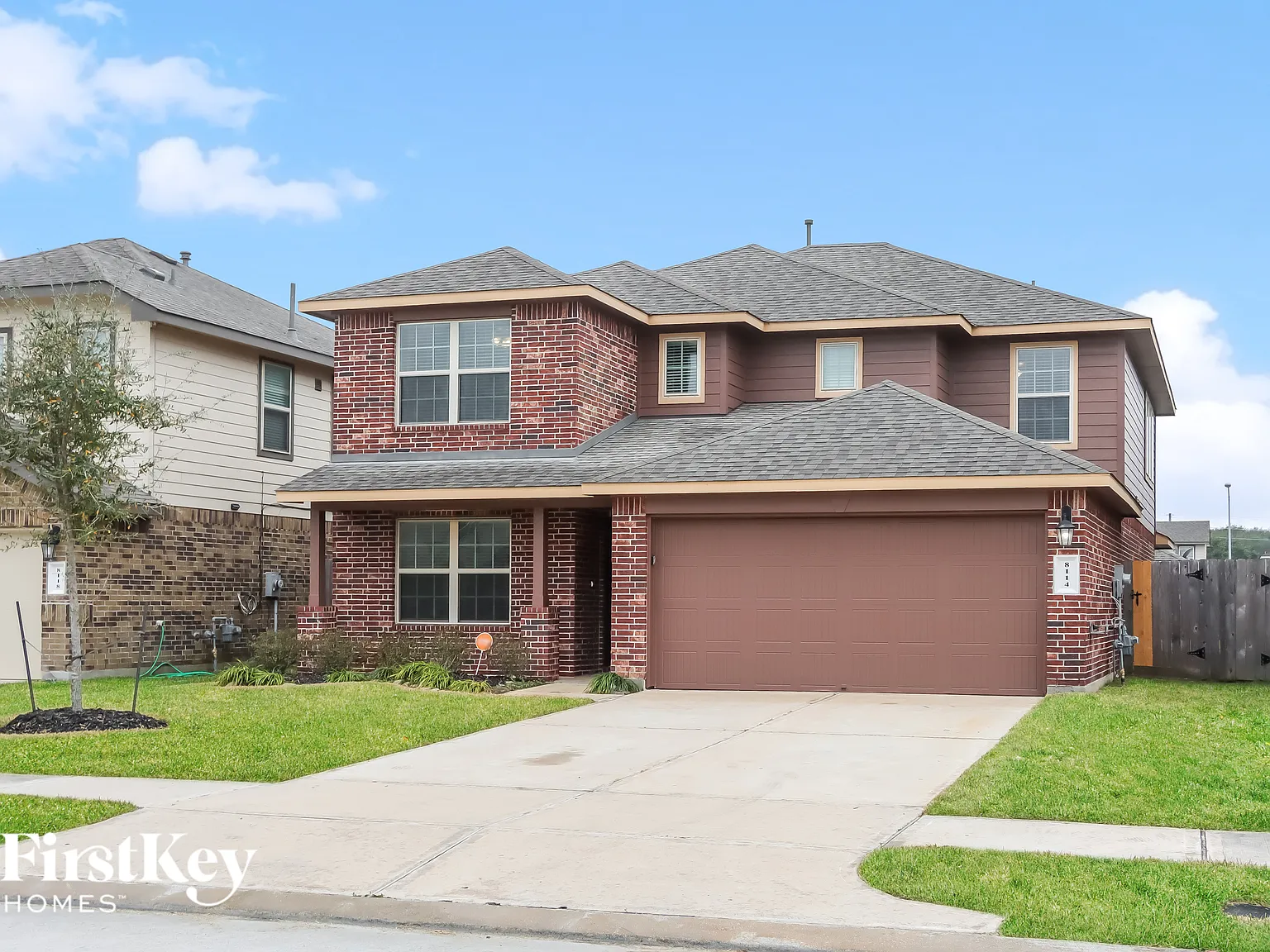 4 bed, 2.5 bath, 2708 sqft, $2,775 — Photo 2