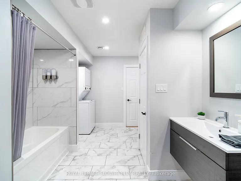 734 Mountain Rd — Photo 37