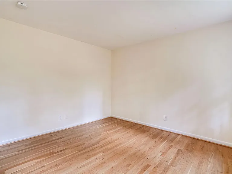11200 Powder Horn Dr — Photo 44