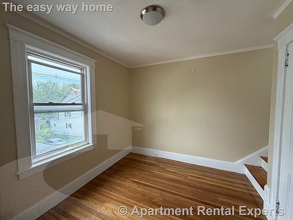4th image of 80 Vernon St
