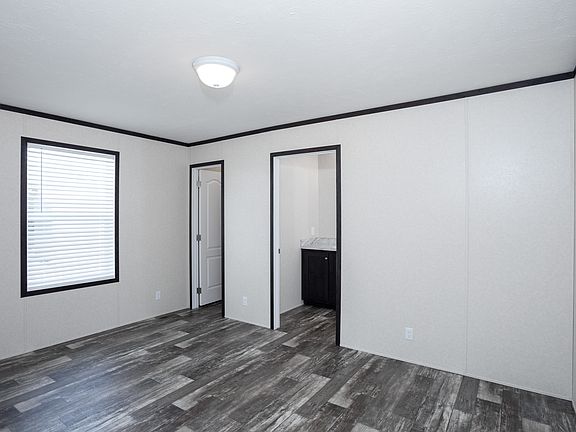 3rd image of 315 W Gordon Pike #140