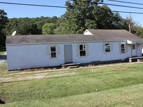 1212 W 9th St, Russellville, KY 42276