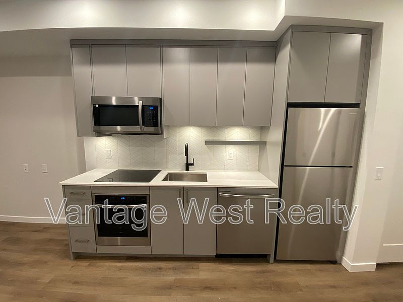 1st image of 1274 Devonshire Ave #345