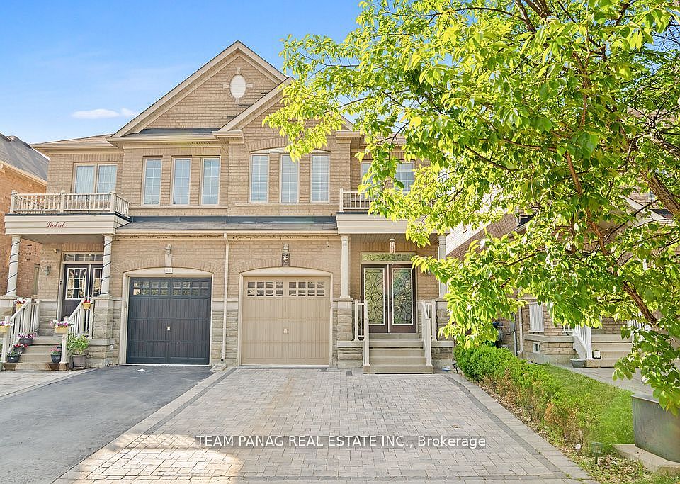 1st image of 15 Vanderpool Cres