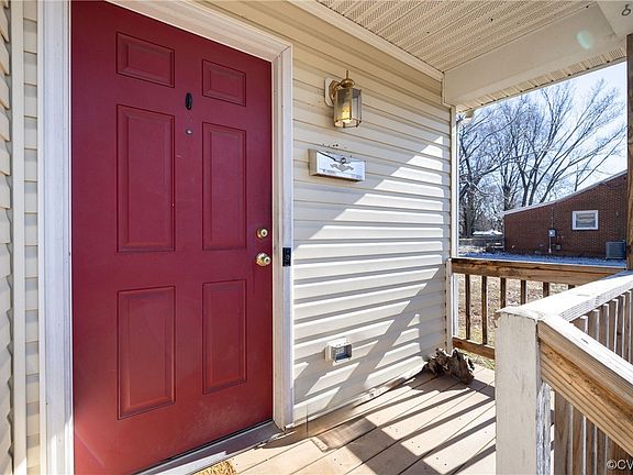 3rd image of 5525 Bloomingdale Ave