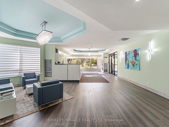 3rd image of 26 Hanover Rd #401