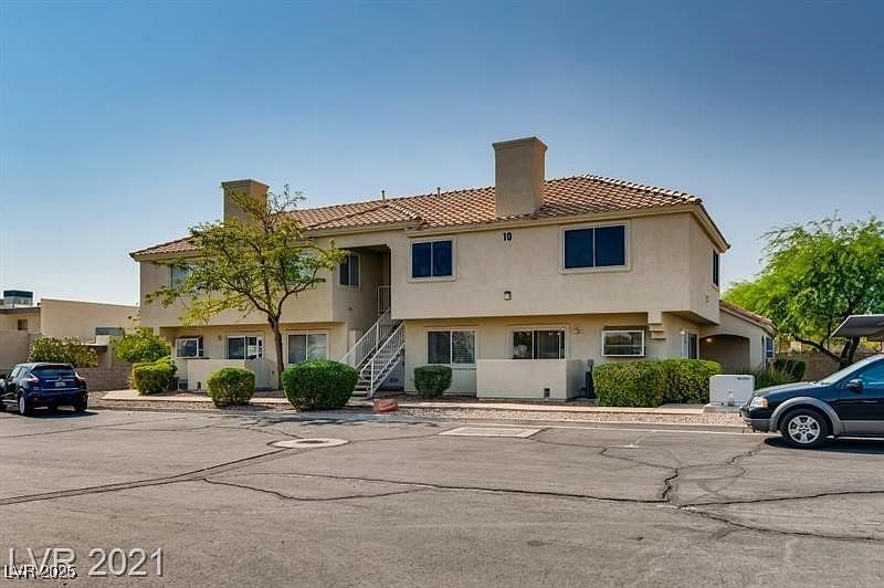 1st image of 748 Anne Ln Unit 748