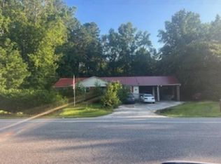 11073 Sam Potts Hwy, Lake Waccamaw, NC 28450