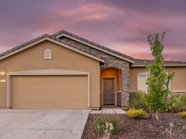 1046 Willow Dr, Ione, CA 95640