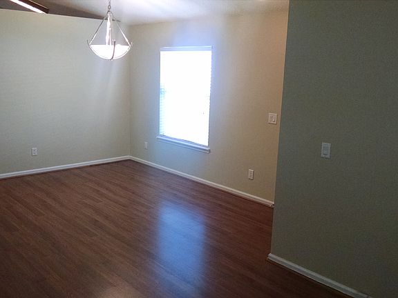 5th image of 2662 S Acorn Park Dr