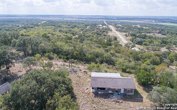 3rd image of 1078 County Road 375