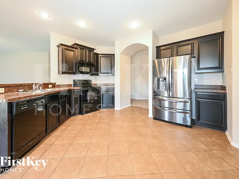 202 Patriot Pkwy — Photo 7