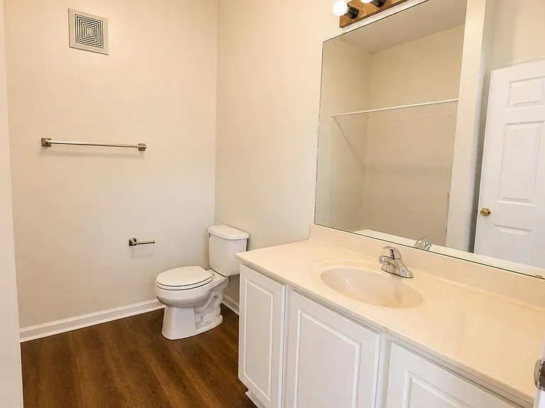 2225 Locksley Woods Dr #C — Photo 6