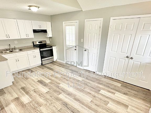 3rd image of 6220 Village Park Rd