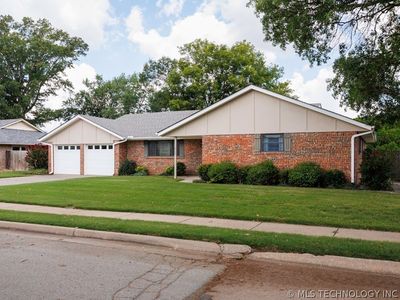 4700 Clearview Dr, Bartlesville, OK, 74006