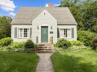 926 Clover St, Lake Geneva, WI 53147