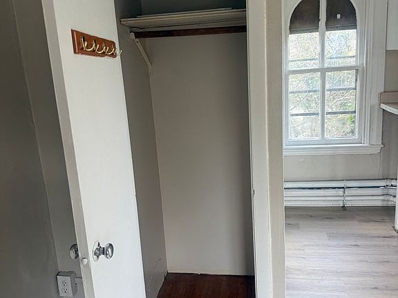 5th image of 5 Maple St #2R