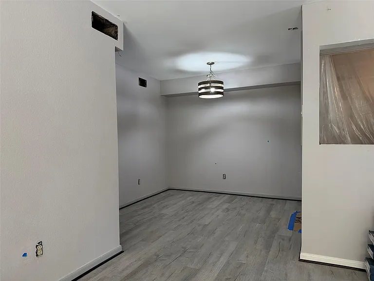 1311 Antoine Dr #219 — Photo 9