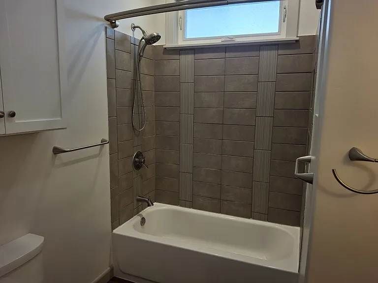 836 N Litchfield Ave — Photo 16