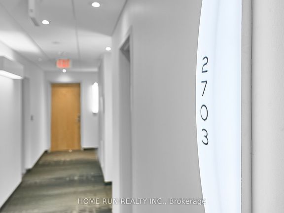 2nd image of 40 Nepean St #2703
