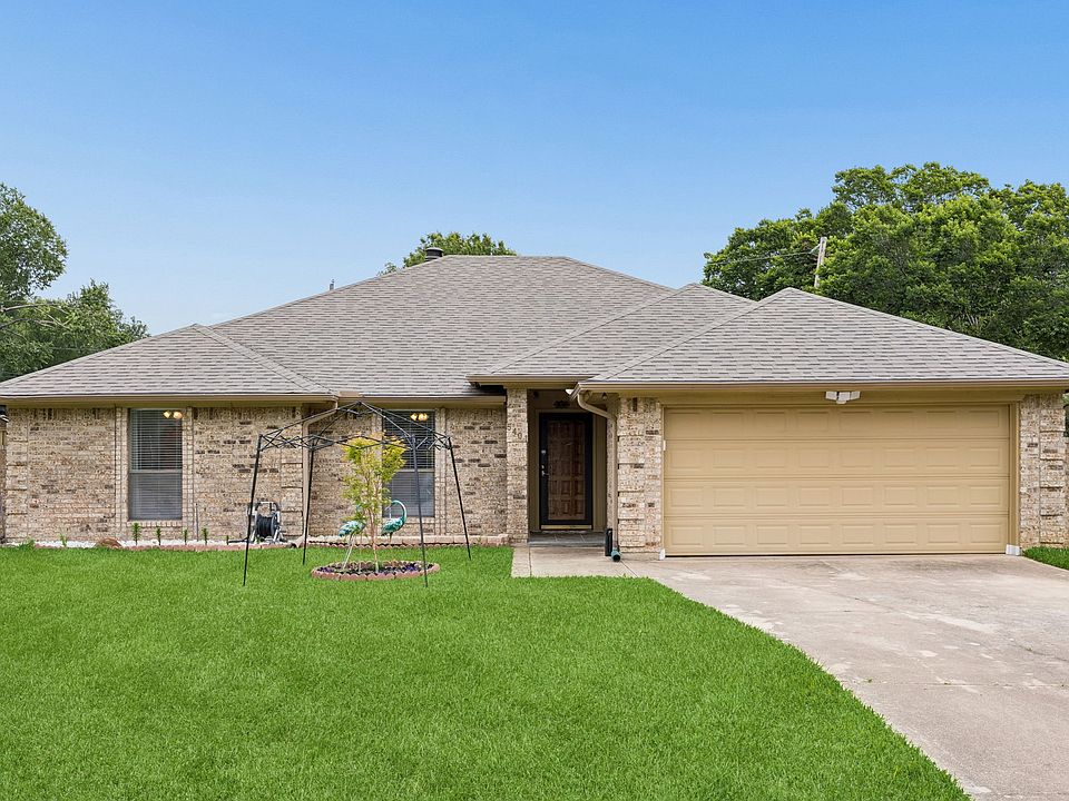 1st image of 5401 Oak Branch Dr