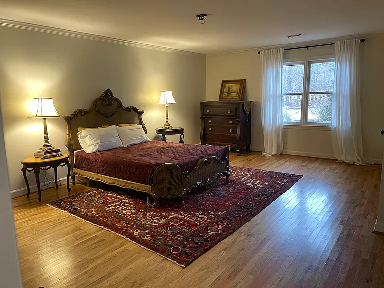 Spacious Master bedroom. This has 2 large closets and a sitting/office/yoga area. More photos coming soon.