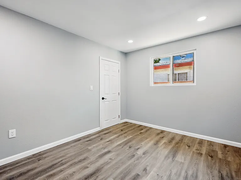43820 Beech Ave #1/2 — Photo 3