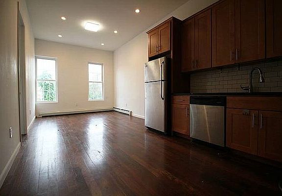 2nd image of 539 58th St #4W