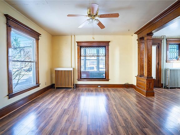 4th image of 182 Main Rd