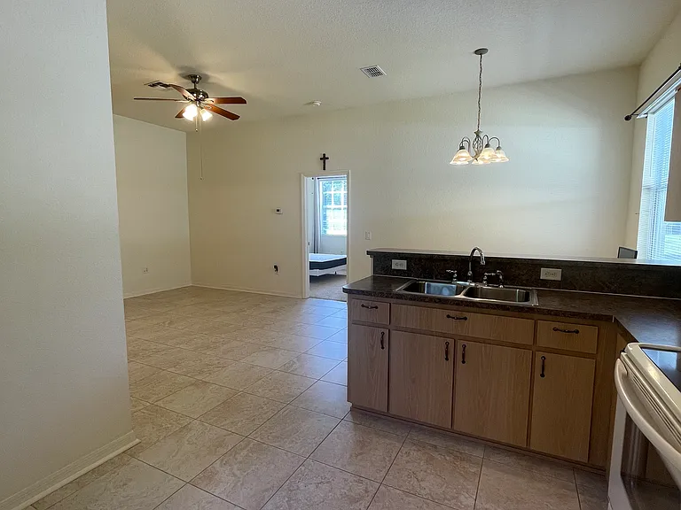 5841 Cherry Ridge Pl — Photo 4