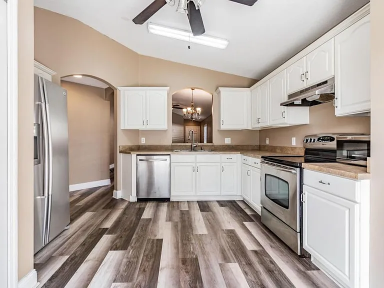 10050 Landport Way — Photo 6